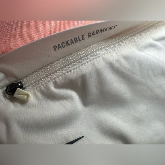 Nike ADV Storm fit Running division jacket SIZE XSmall - Picture 4 of 10